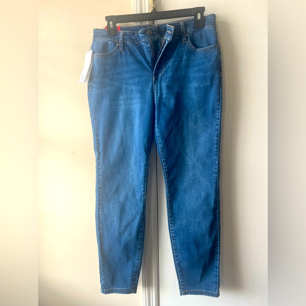 Brand new women’s Buffalo jeans